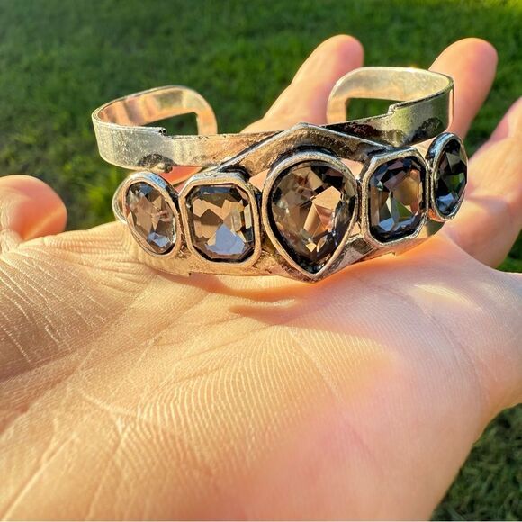 STATEMENT SILVER CUFF BRACELET LARGE FACETED SMOKY CRYSTALS –WOMEN’S BOLD DESIGN - Picture 10 of 17